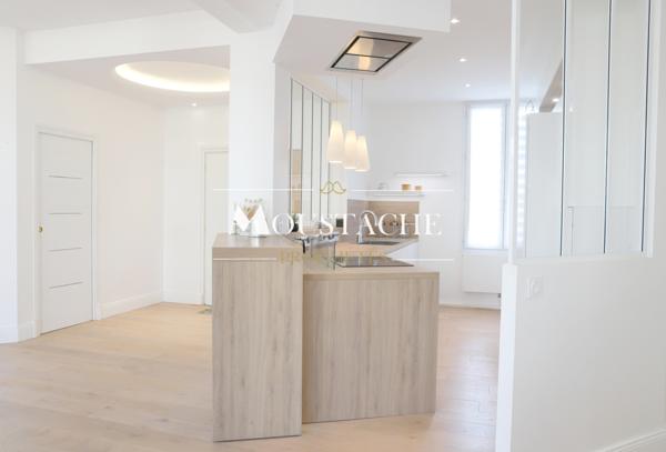 APPARTEMENT DE STANDING - APERÇU MER EN PLEIN COEUR DU CENTRE VILLE -