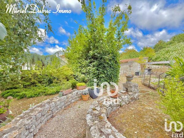 Maison à vendre 6 pièces 171 m² Saint-Just-Luzac