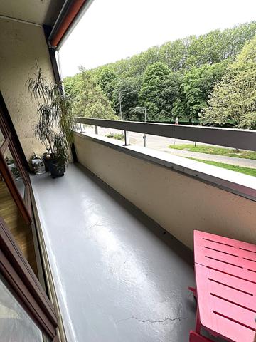 REIMS SAINT REMI : Appartement 3 chambres - balcons - cave