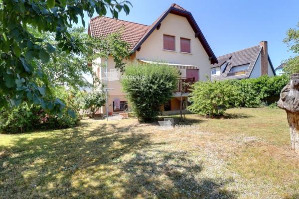 EN EXCLUSIVITE  Maison Illkirch Graffenstaden 160 m2 sur 6ares 03 ca