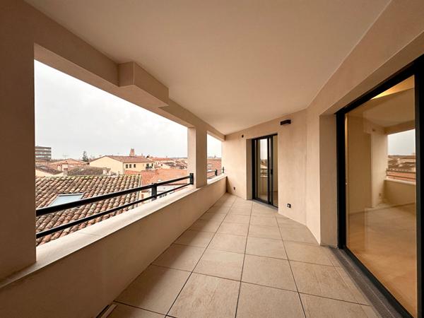 APPARTEMENT T4 AVEC TERRASSE ET GARAGE