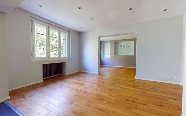 Appartement à vendre    4 pièces • 90,16 m2 Marange-Silvange