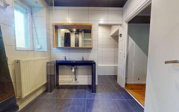 Appartement à vendre    4 pièces • 90,16 m2 Marange-Silvange