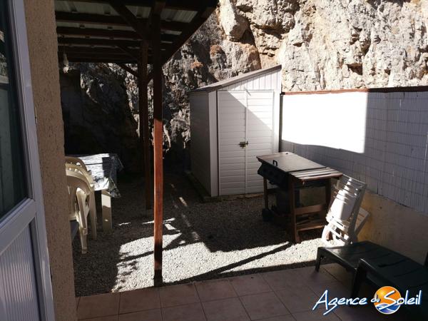 Appartement à Saint-Pierre-la-Mer REZ DE JARDIN T2 BAS ST PIERRE