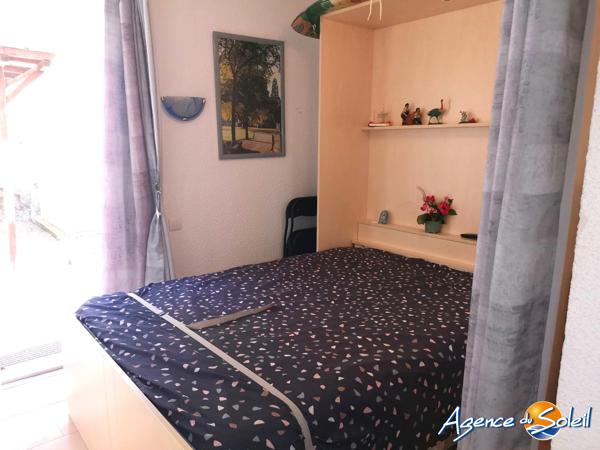 Appartement à Saint-Pierre-la-Mer REZ DE JARDIN T2 BAS ST PIERRE