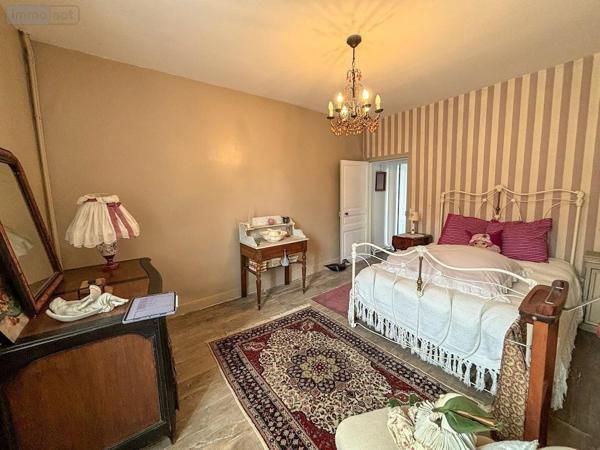 Maison à vendre à Vayres en Haute-Vienne (87600), ref : 87056-758