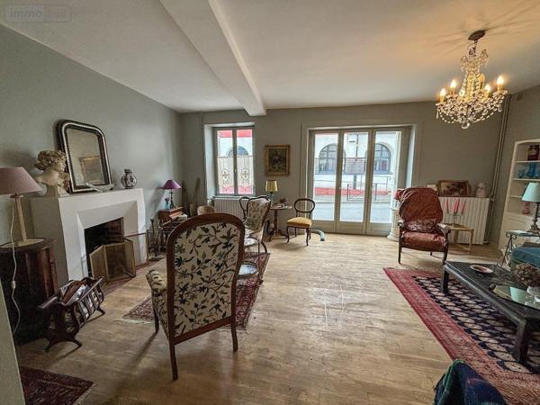 Maison à vendre à Vayres en Haute-Vienne (87600), ref : 87056-758