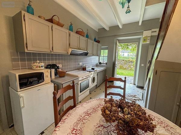 Maison à vendre à Vayres en Haute-Vienne (87600), ref : 87056-758