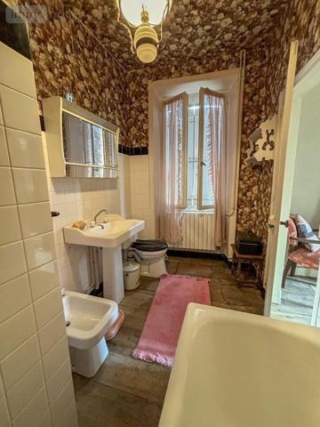 Maison à vendre à Vayres en Haute-Vienne (87600), ref : 87056-758