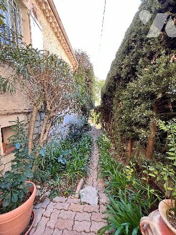 CANNES – Projet d’exception avec permis purgé – Vue mer & Îles de Lérins – Accès mer à 50 mètres