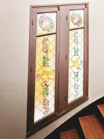 Sainte-Livrade-sur-Lot (47110) Elégante maison de ville des années 50 , 154m², 4 chambres