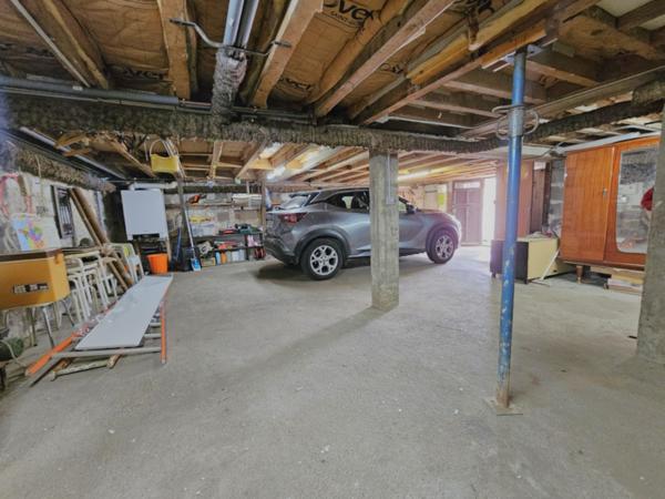 Sainte-Livrade-sur-Lot (47110) Elégante maison de ville des années 50 , 154m², 4 chambres