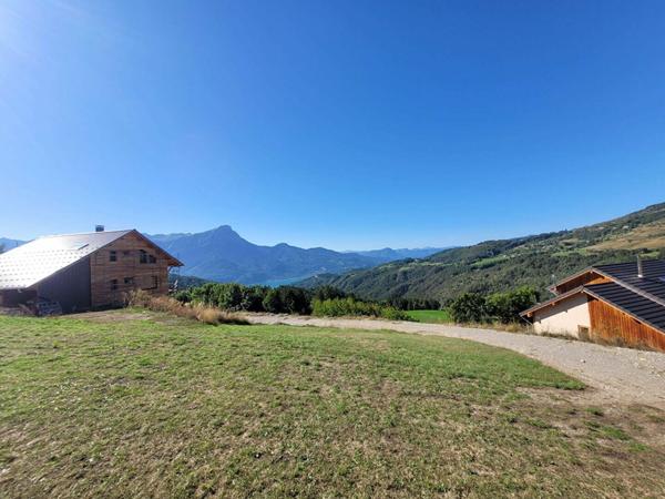 Terrain à vendre    Puy-Saint-Eusèbe