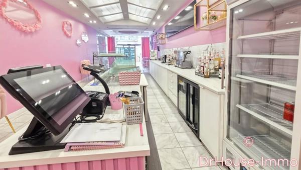 Commerce à vendre 7 pièces de 205 m²