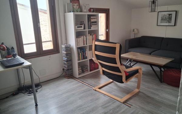 Appartement à louer    2 pièces •  Saintes
