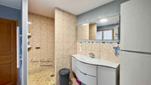 Maison individuelle 1998 – 100 m² env. – 4 pièces – Séjour 42 m² – Garage – Jardin sud-est – Comines