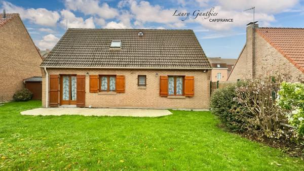 Maison individuelle 1998 – 100 m² env. – 4 pièces – Séjour 42 m² – Garage – Jardin sud-est – Comines