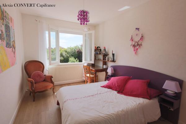 Maison à vendre 5 pièces terrain 765m² proche centre MONTREVEL EN BRESSE