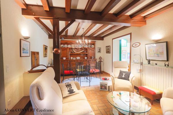 Maison à vendre 5 pièces terrain 765m² proche centre MONTREVEL EN BRESSE