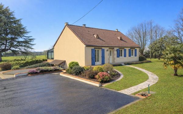Maison à SAVIGNE-L'EVEQUE, 72460 - 6 pièces 130m²