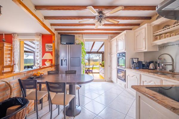 Maison à SAVIGNE-L'EVEQUE, 72460 - 6 pièces 130m²