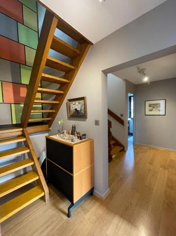PROPRIETE AVEC PISCINE ET TERRAIN CLOS