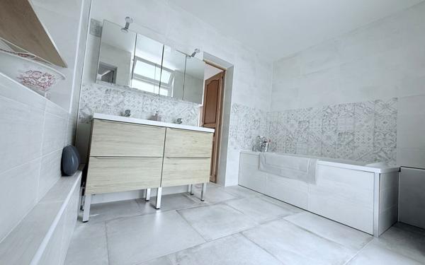 Maison à vendre    6 pièces •  Fresnoy-le-Grand