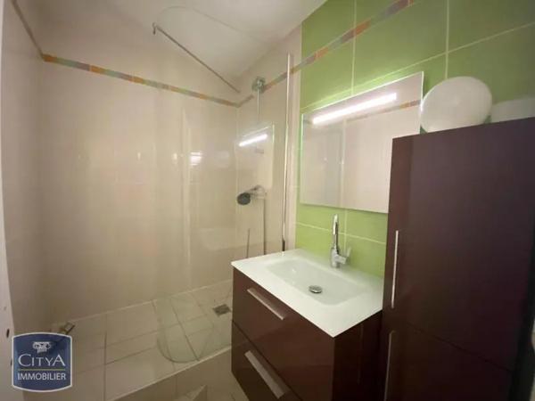 Appartement à louer 3 pièces 64.2m²