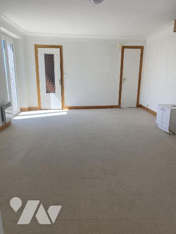 MAISON A RENOVER LA TURBALLE