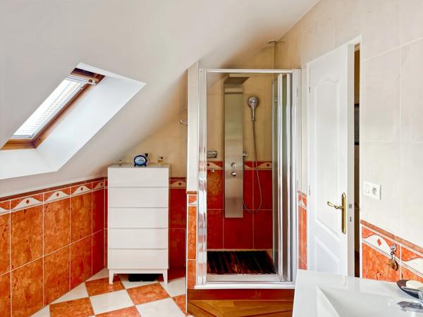 A vendre - Maison 7 pièces (160 m²) lumineuse à PLOUGASTEL DAOULAS 29470