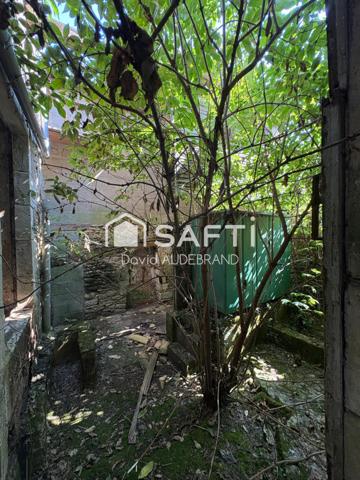 Maison de ville à réhabiliter