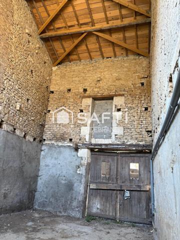 Maison de ville à réhabiliter