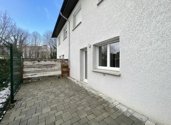 Immeuble de locaux professionnels ? Opportunité investisseur & professionnel ? Gex