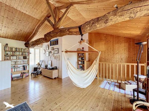 Maison 380 133 € Thairé 6 p 171 m² DPE C