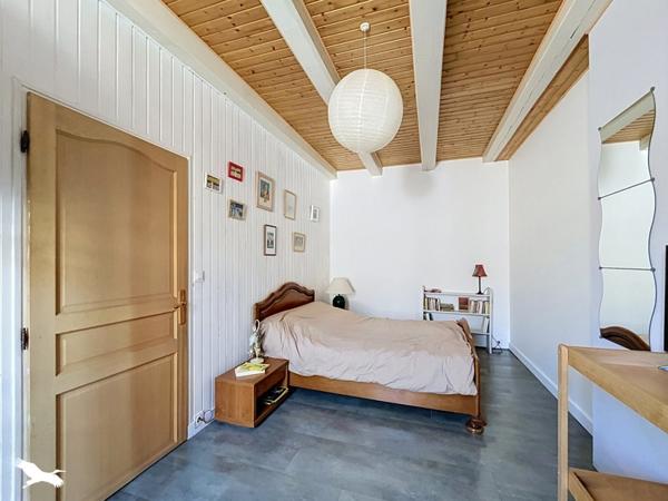 Maison 380 133 € Thairé 6 p 171 m² DPE C