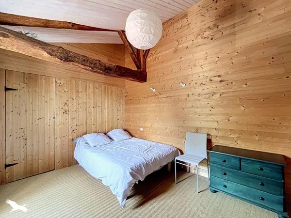 Maison 380 133 € Thairé 6 p 171 m² DPE C