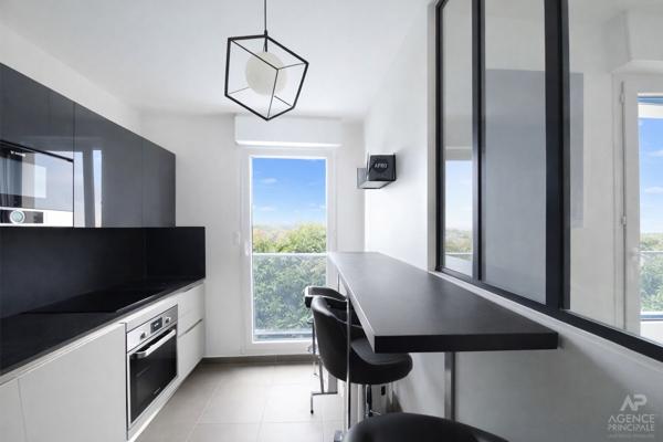 Appartement Rueil Malmaison 3 pièce(s) 62.50 m2 €450 000 ** - Référence 18469