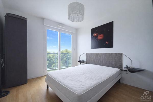 Appartement Rueil Malmaison 3 pièce(s) 62.50 m2 €450 000 ** - Référence 18469