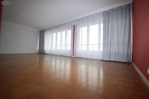 Appartement à rénover à vendre à Échirolles en Isère (38130), ref : 38161-3/26