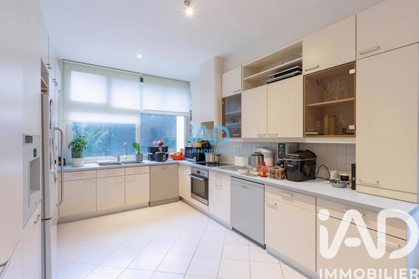 Maison à vendre 8 pièces 208 m² L'Étang-la-Ville