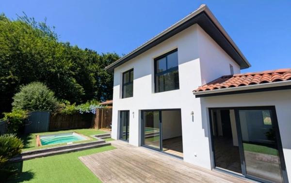 Vente Villa ANGLET CINQ QUANTONS Anglet   