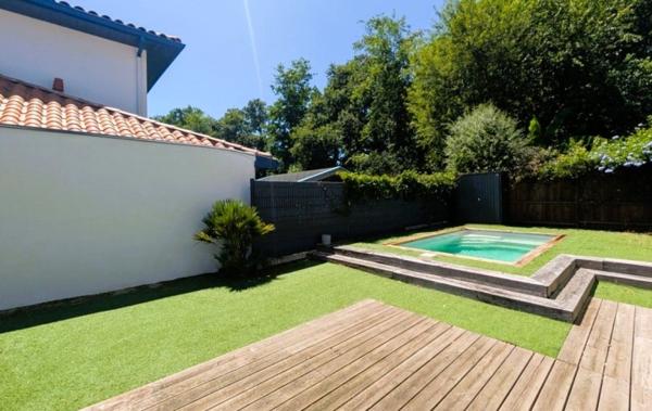 Vente Villa ANGLET CINQ QUANTONS Anglet   