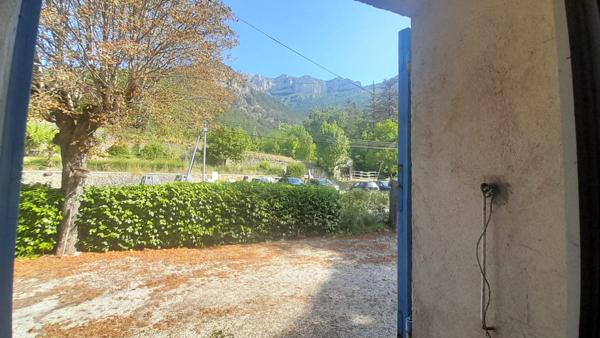 Châtillon-en-Diois (26410) Châtillon-en-Diois/ Appartement rez-de-jardin