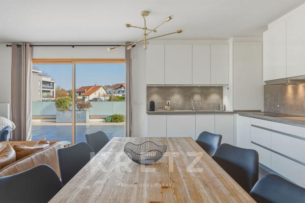 Exclusivité. VETRAZ-MONTHOUX - Penthouse meublé dans domaine sécurisé avec garage
