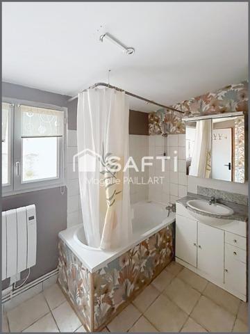 Charmante maison 2 chambres secteur Calais 60m² avec cour