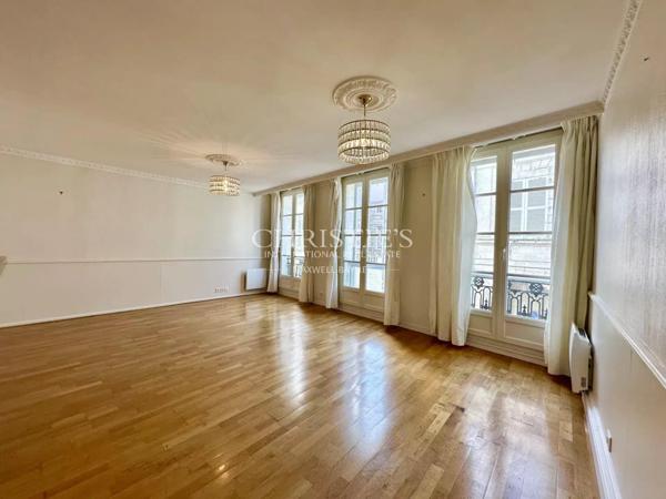 Appartement de caractère avec parking au coeur de Ville