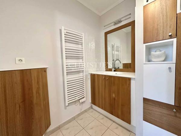 Appartement de caractère avec parking au coeur de Ville