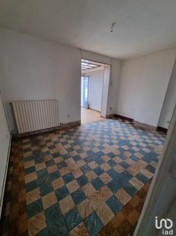 Maison 5 pièces de 80 m² à Saint-Amand-les-Eaux (59230)