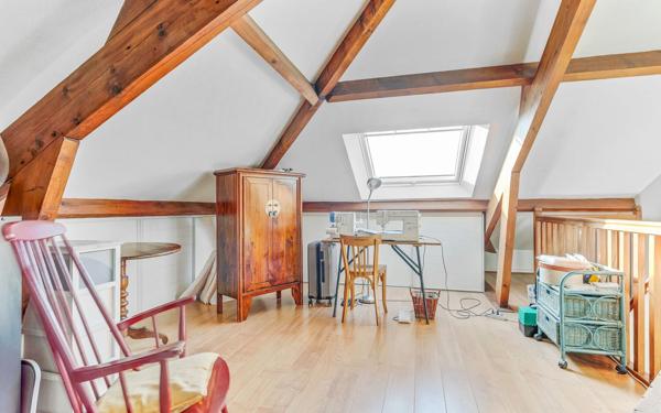 Maison à vendre    11 pièces • 238 m2 Verrières-le-Buisson