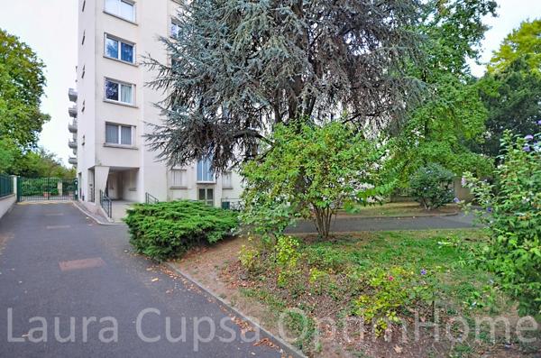 SCEAUX COULEE VERTE - 4P - 76,39 M² - PROCHE CENTRE VILLE - ASCENSEUR - BALCON - CAVE - BOX - RENOVATION ENERGETIQUE PAYEE